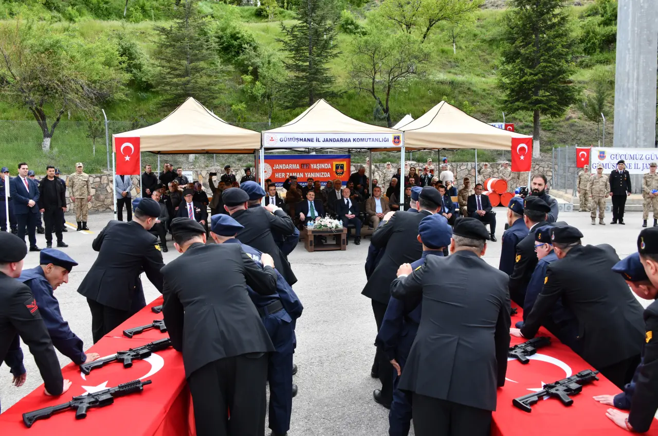 Gümüşhane’de 9 özel birey bir günlüğüne Mehmetçik oldu 7
