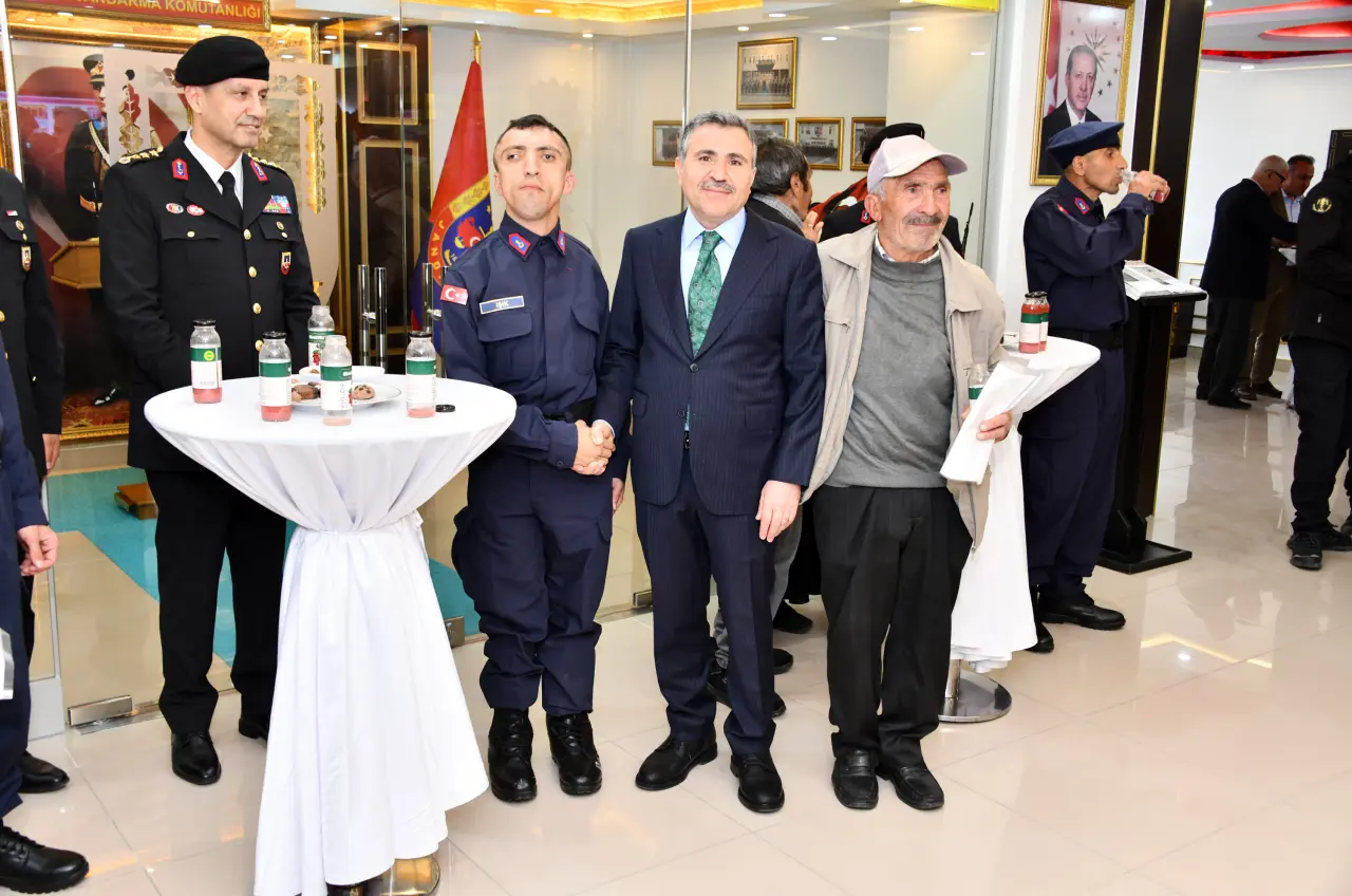 Gümüşhane’de 9 özel birey bir günlüğüne Mehmetçik oldu 61