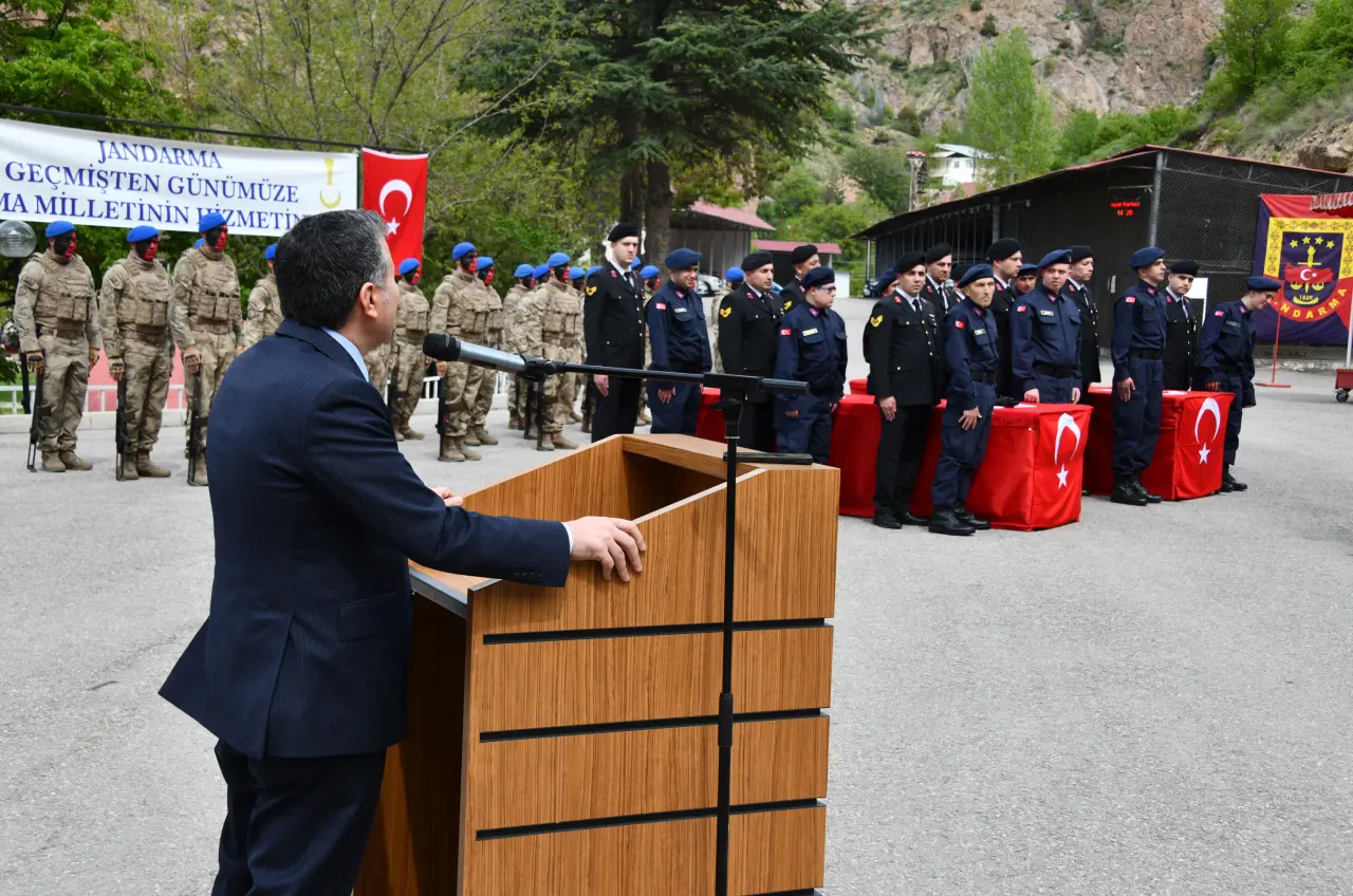 Gümüşhane’de 9 özel birey bir günlüğüne Mehmetçik oldu 33