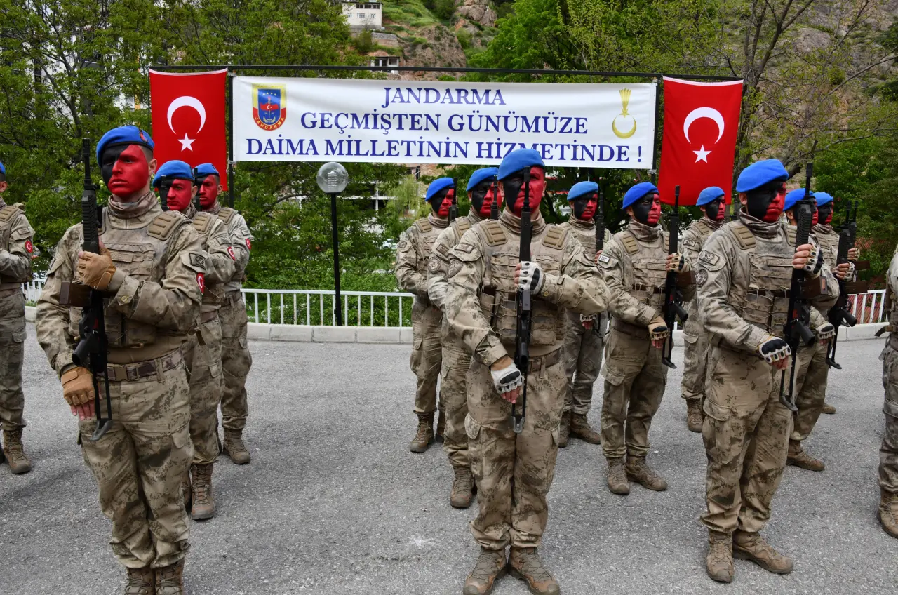 Gümüşhane’de 9 özel birey bir günlüğüne Mehmetçik oldu 23