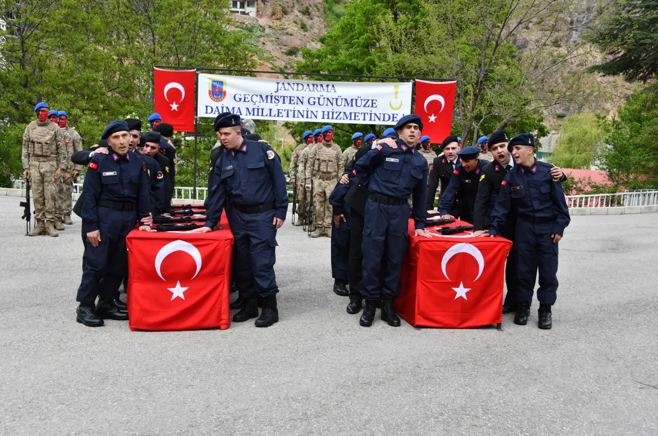 Gümüşhane’de 9 özel birey bir günlüğüne Mehmetçik oldu 27
