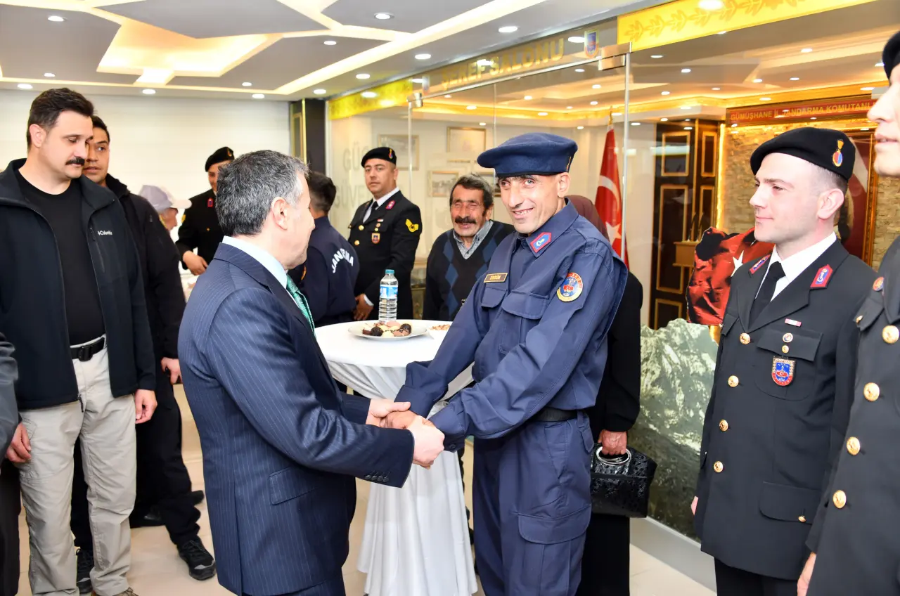 Gümüşhane’de 9 özel birey bir günlüğüne Mehmetçik oldu 56