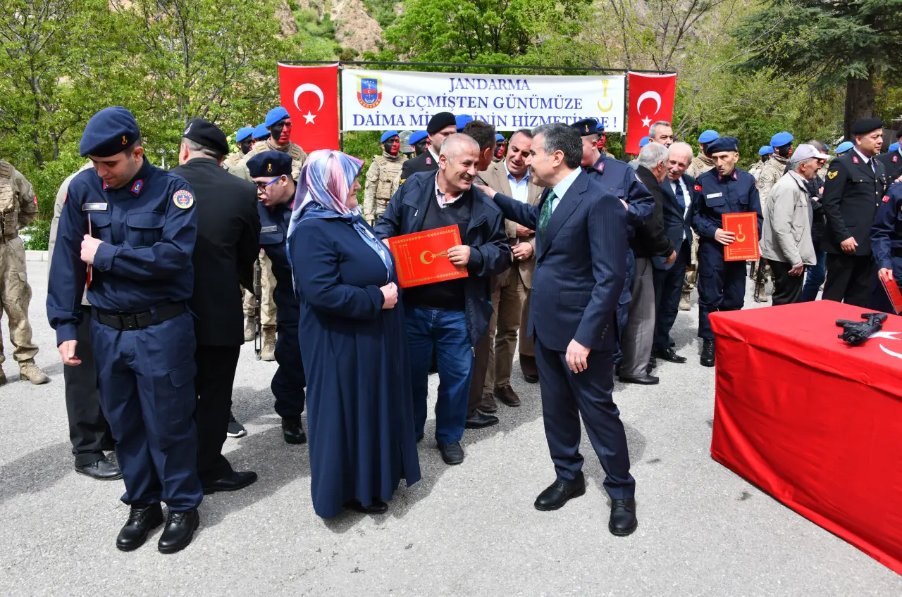 Gümüşhane’de 9 özel birey bir günlüğüne Mehmetçik oldu 47