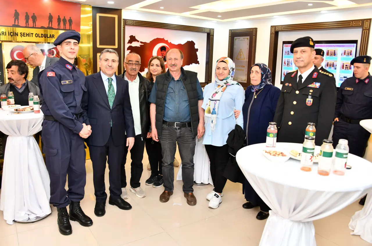 Gümüşhane’de 9 özel birey bir günlüğüne Mehmetçik oldu 62
