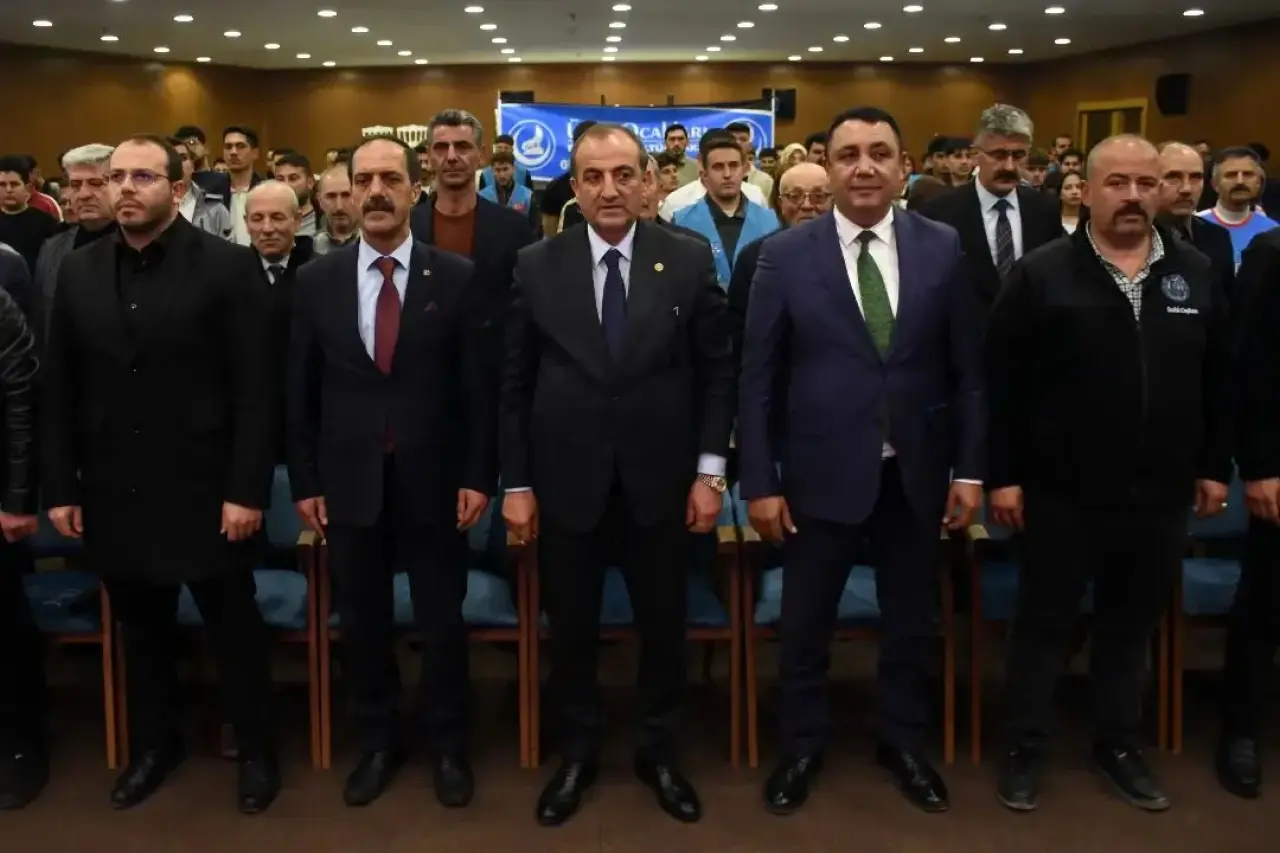 Gümüşhane’de büyük buluşma! Ülkü Ocaklarının programında projeler görücüye çıktı 3