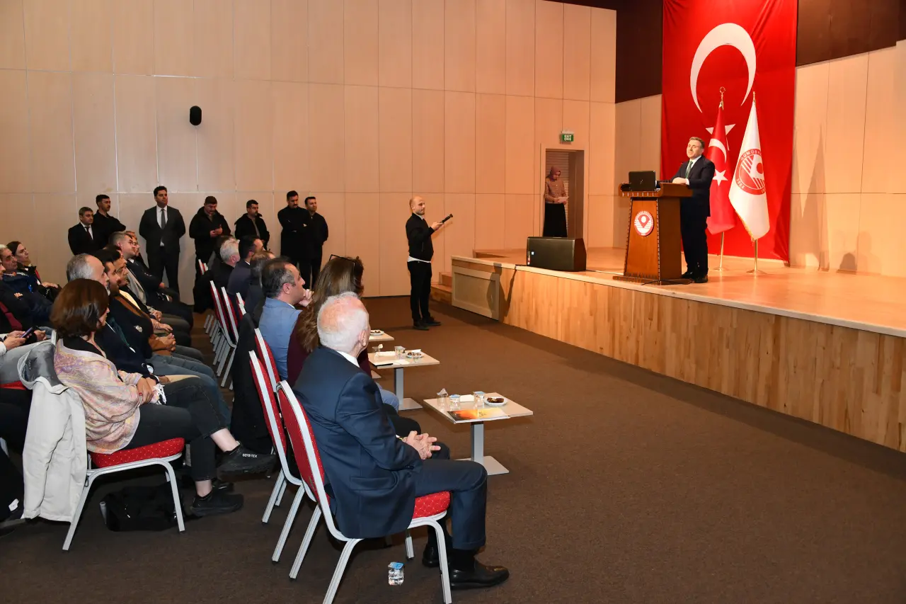 Gümüşhane’de TUREB heyeti şehrin turizm geleceği için bir araya geldi 17