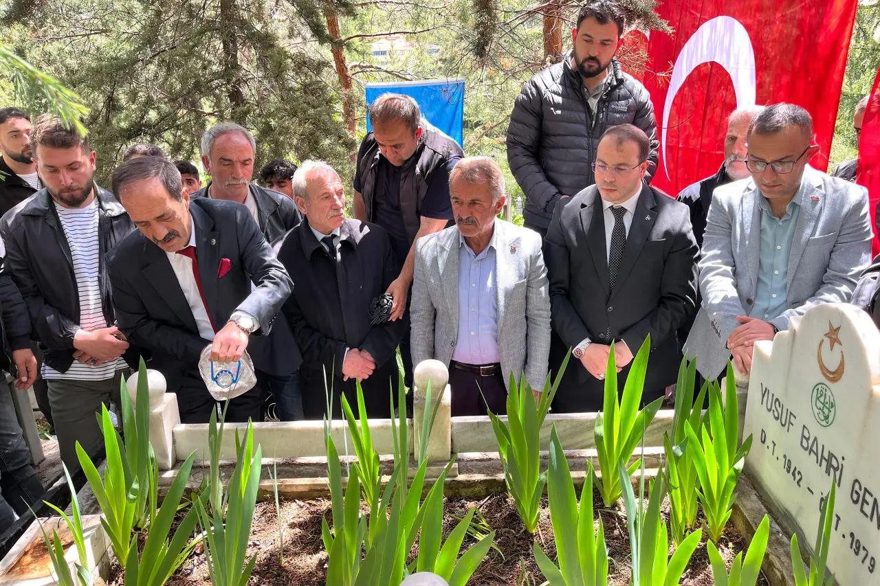 Gümüşhane'de Ülkücü Şehit Yusuf Bahri Genç Dualarla Anıldı 2