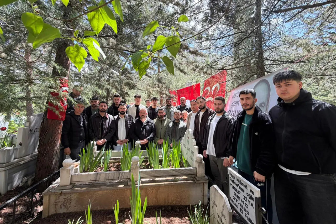 Gümüşhane'de Ülkücü Şehit Yusuf Bahri Genç Dualarla Anıldı 5