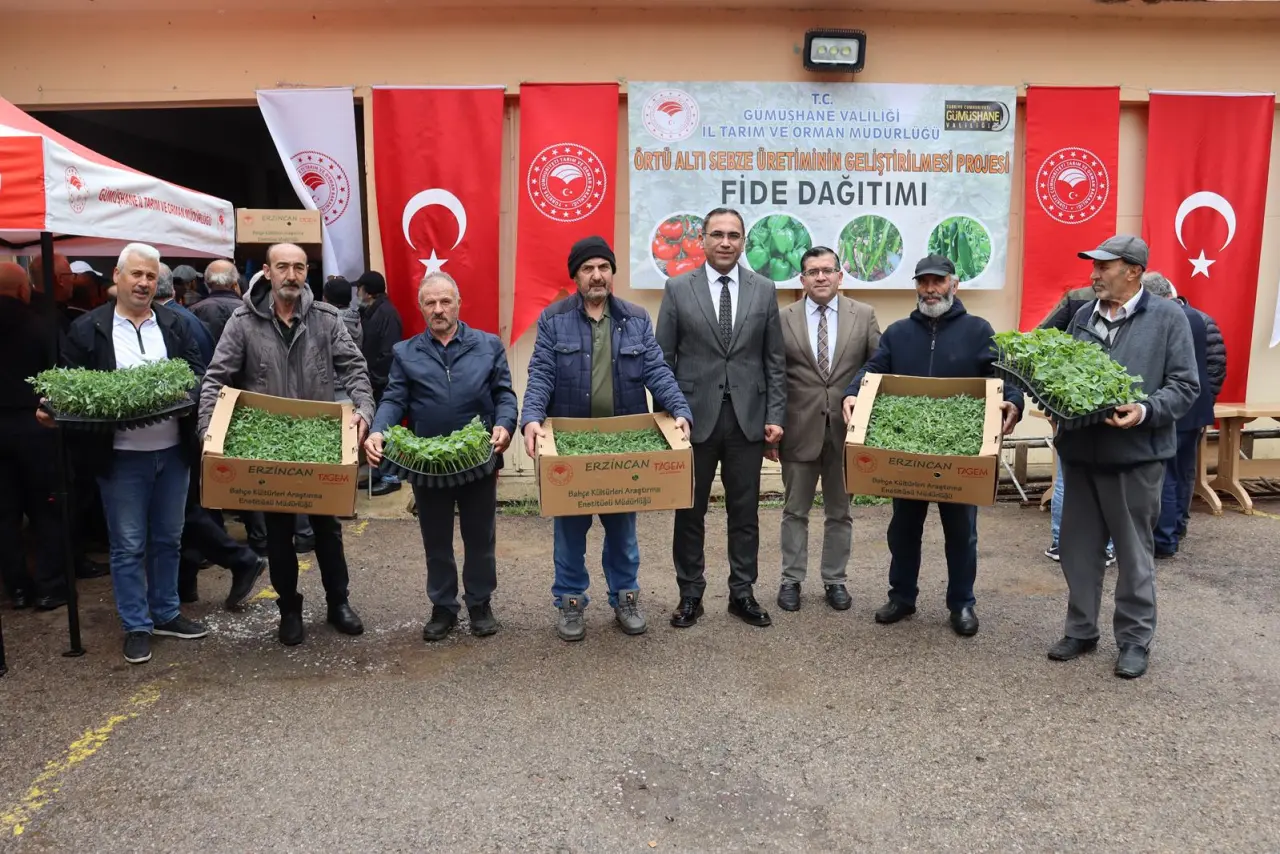 Gümüşhaneli çiftçiye yüzde 50 hibeli 200 bin fide 8