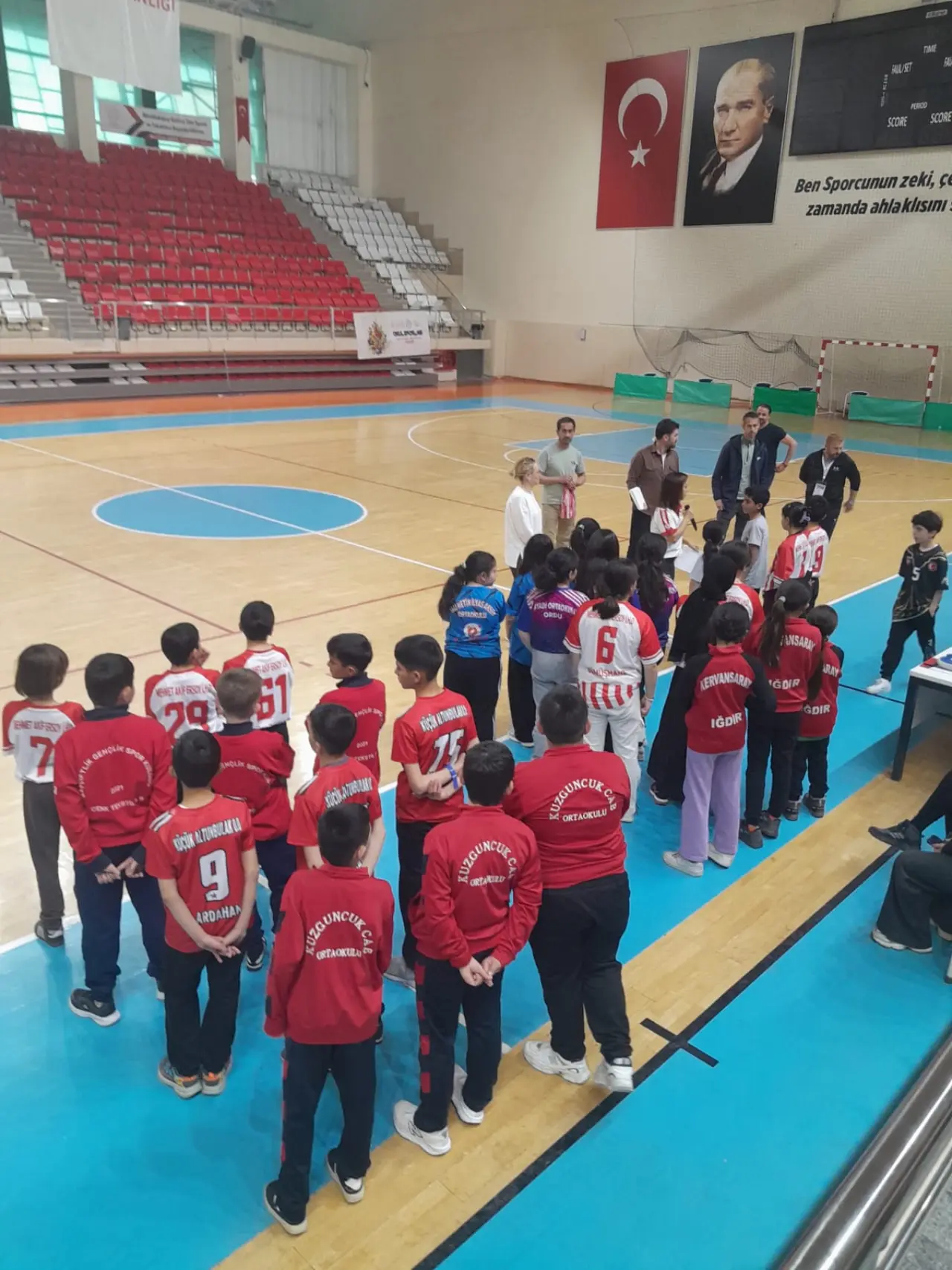 Gümüşhaneli Öğrenciler Floor Curling Bölge Yarışmalarında Şampiyon Oldu 5