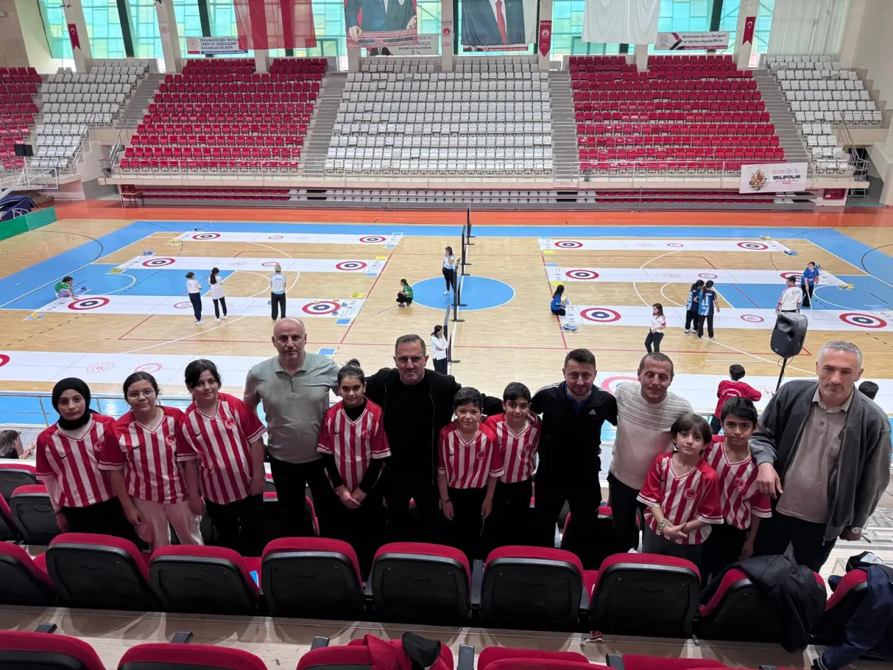 Gümüşhaneli Öğrenciler Floor Curling Bölge Yarışmalarında Şampiyon Oldu 3