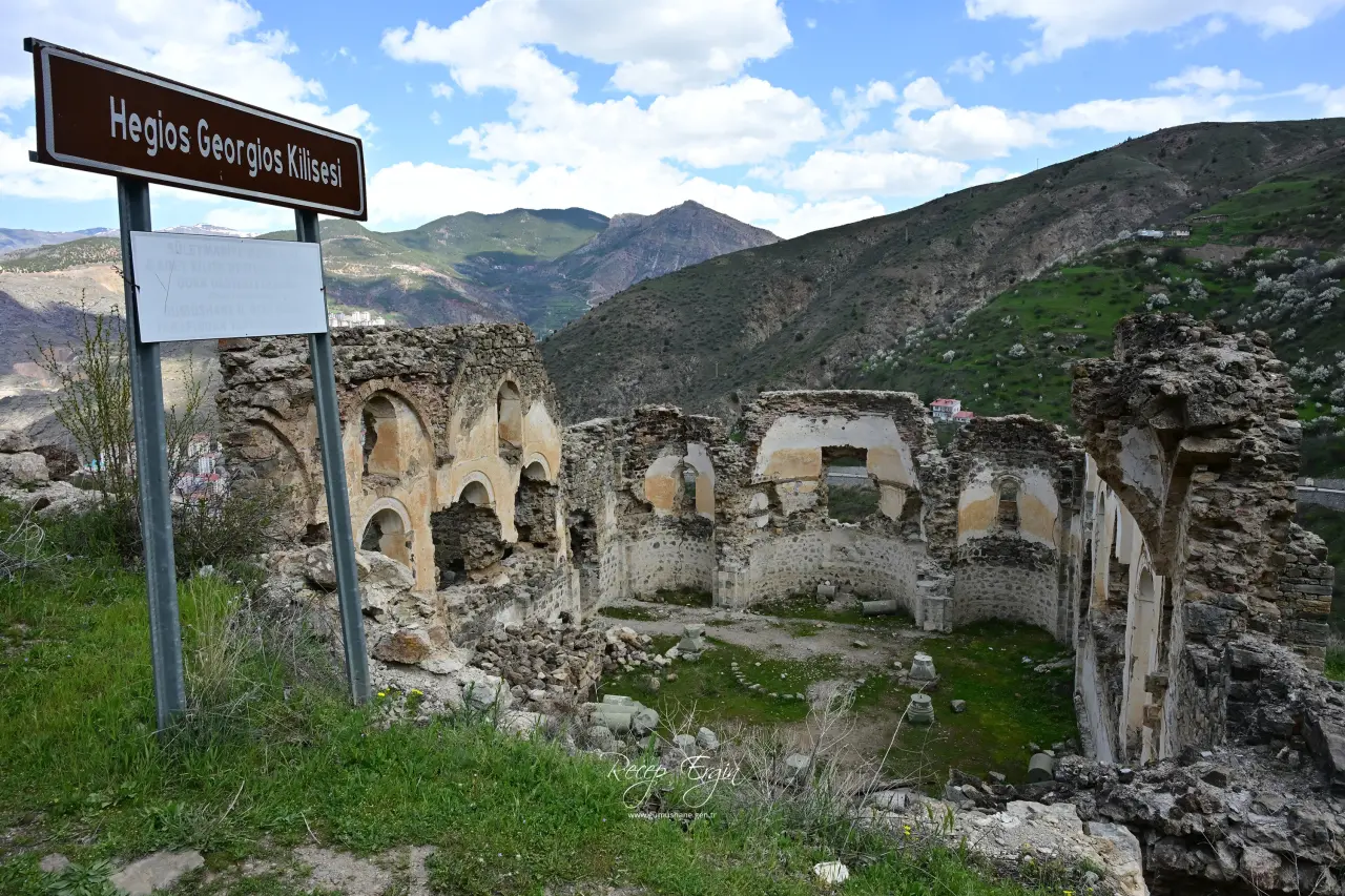 Gümüşhane’nin "Eski Şehri" Süleymaniye baharın renklerine teslim oldu 41