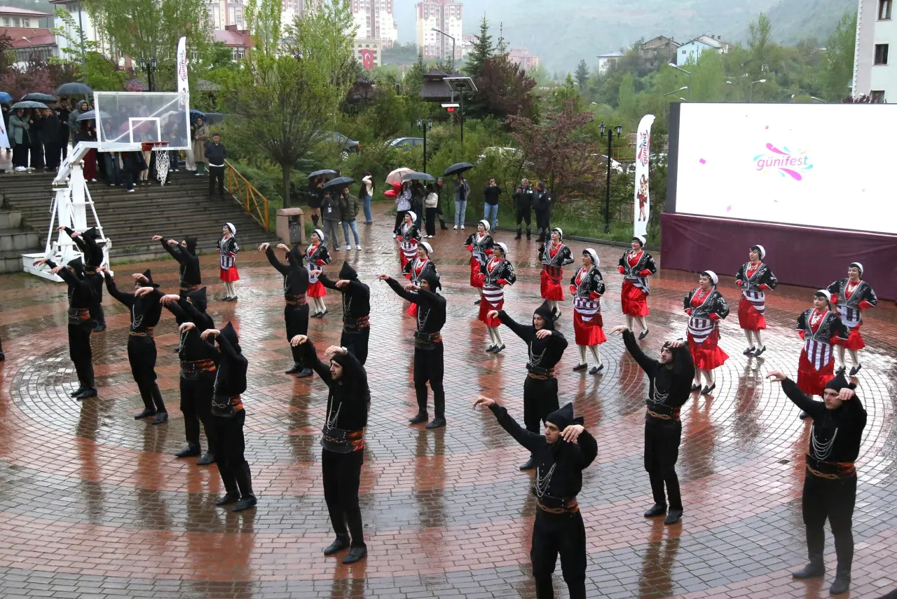 Günifest’te İlk Gün Coşkusu Kampüsü Sardı 2