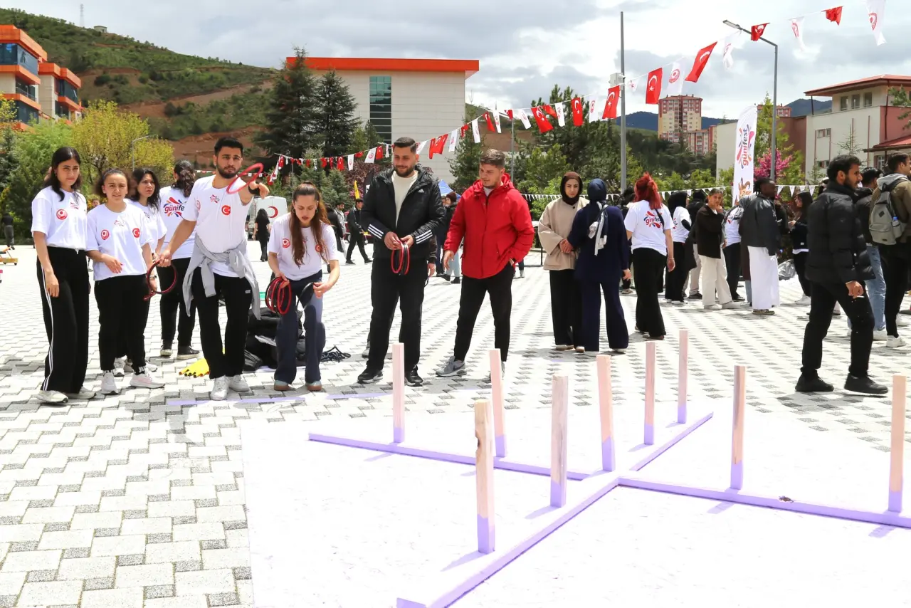 Günifest’te İlk Gün Coşkusu Kampüsü Sardı 7