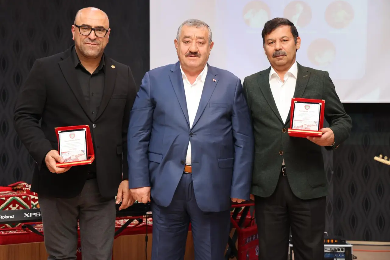 Kelkit’te Kültürel Miras Rüzgarı: "Gönülden Süzülen Ezgiler" Programı Büyük İlgi Gördü 17