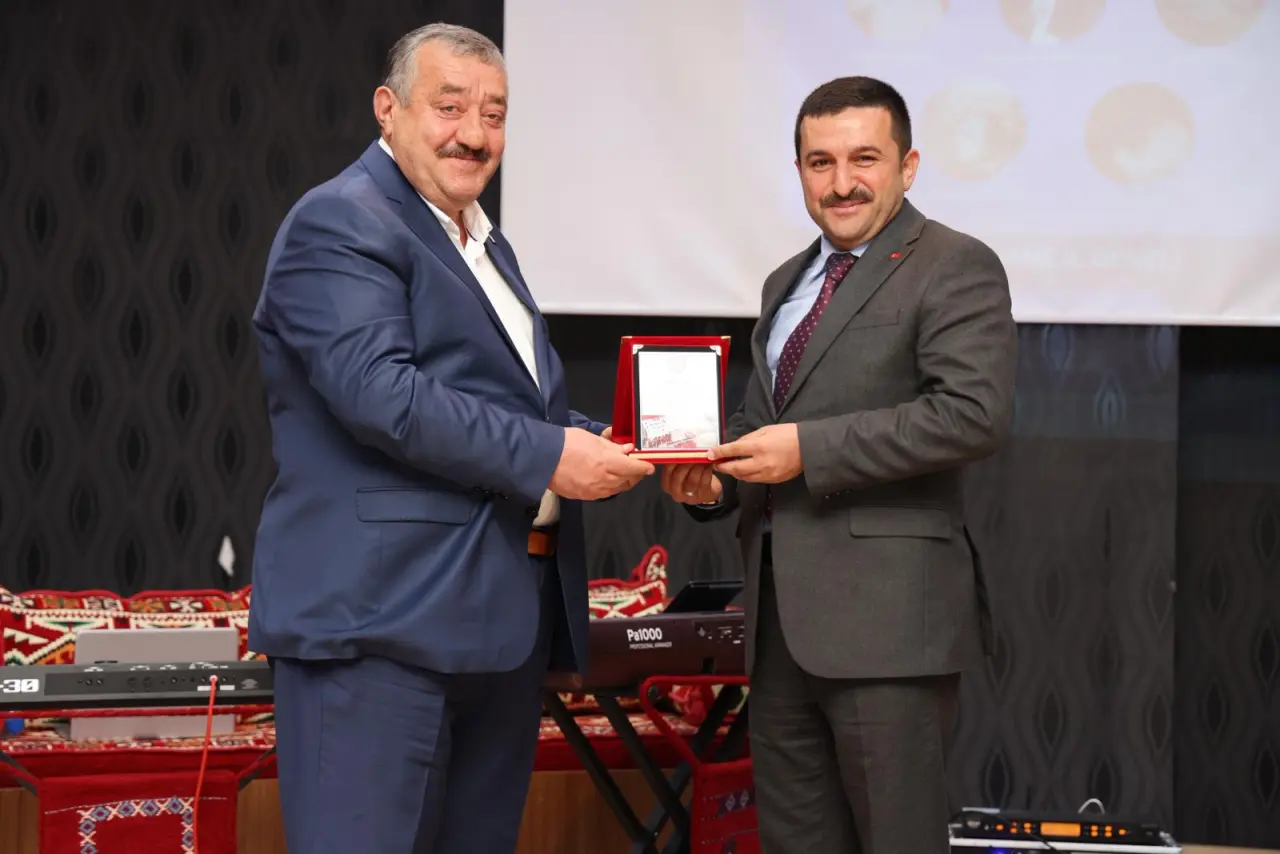 Kelkit’te Kültürel Miras Rüzgarı: "Gönülden Süzülen Ezgiler" Programı Büyük İlgi Gördü 11