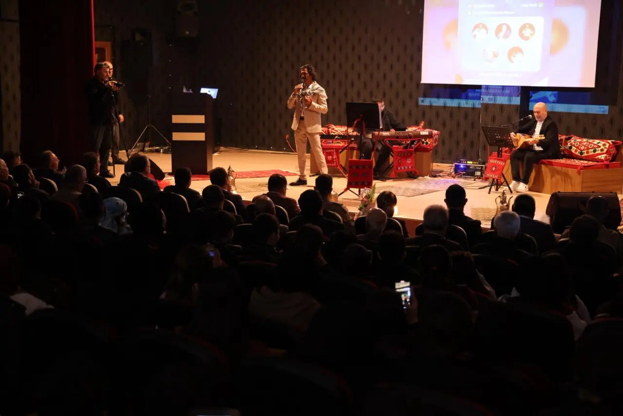 Kelkit’te Kültürel Miras Rüzgarı: "Gönülden Süzülen Ezgiler" Programı Büyük İlgi Gördü 27