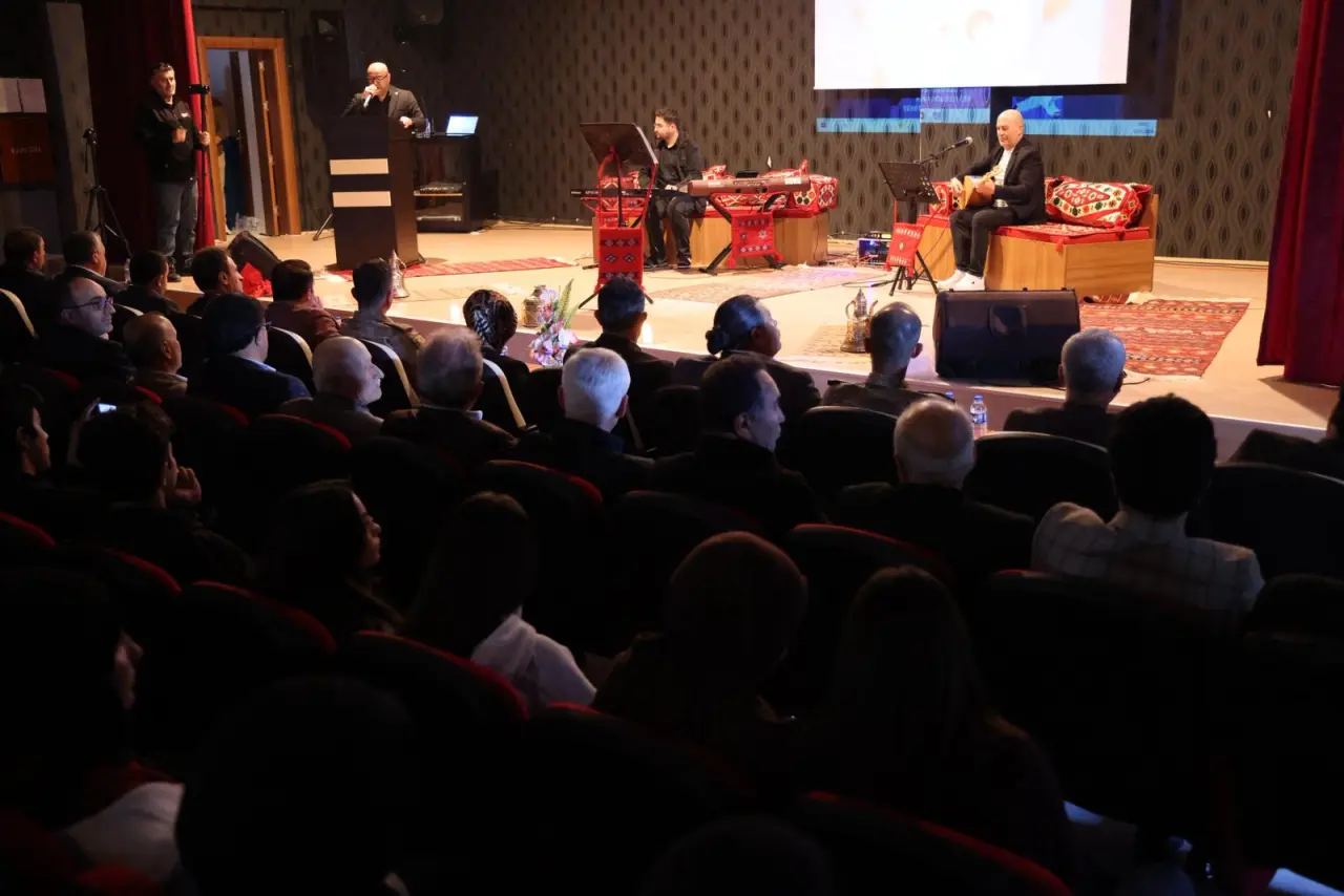 Kelkit’te Kültürel Miras Rüzgarı: "Gönülden Süzülen Ezgiler" Programı Büyük İlgi Gördü 30