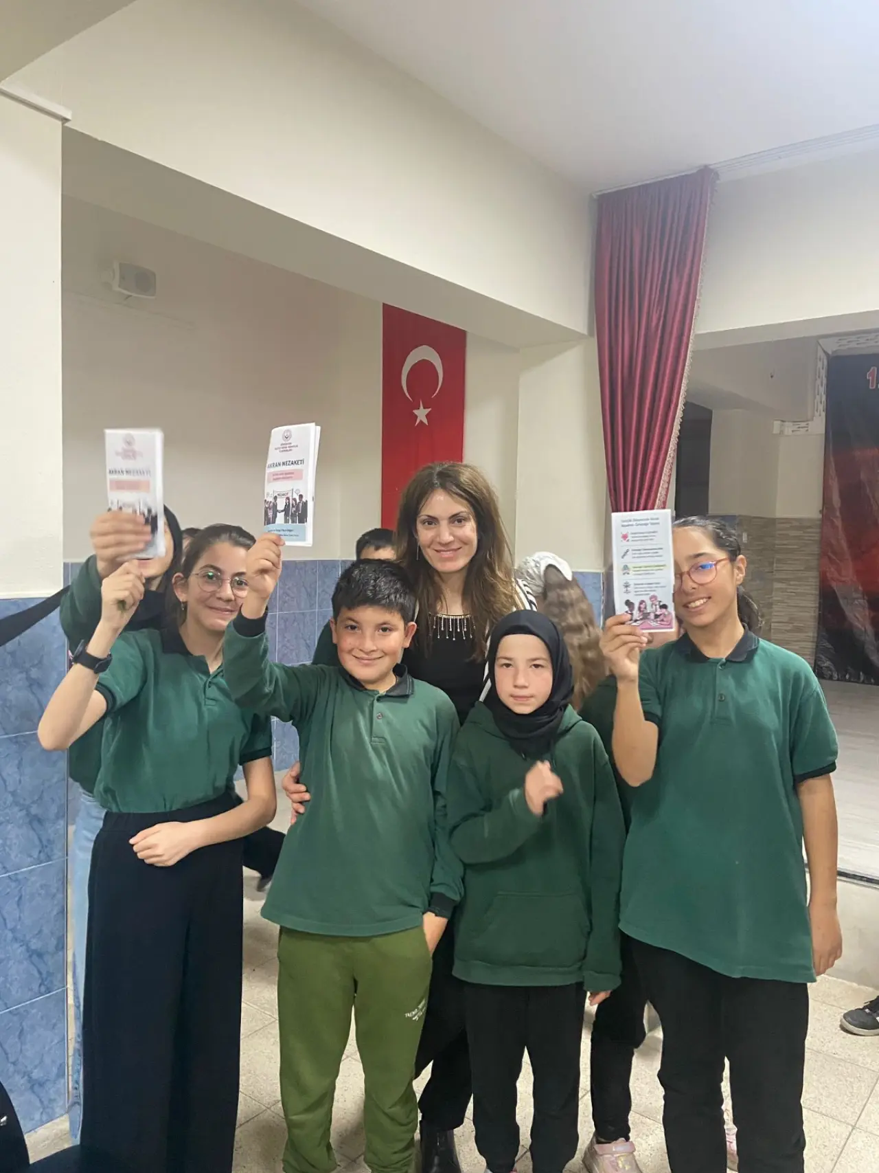 Öğrenciler İçin Kritik Eğitim: Okullarda 'Akran Nezaketi' Dönemi Başladı! 1
