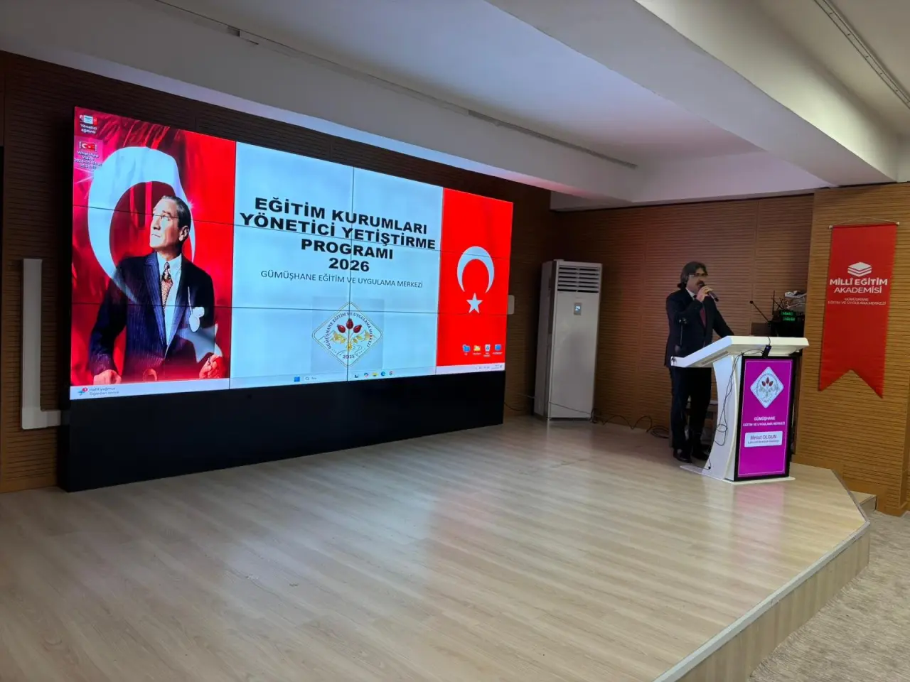 Okul Müdürleri Gümüşhane'de Kampa Girdi! 4 Haftalık Eğitim Başladı 4