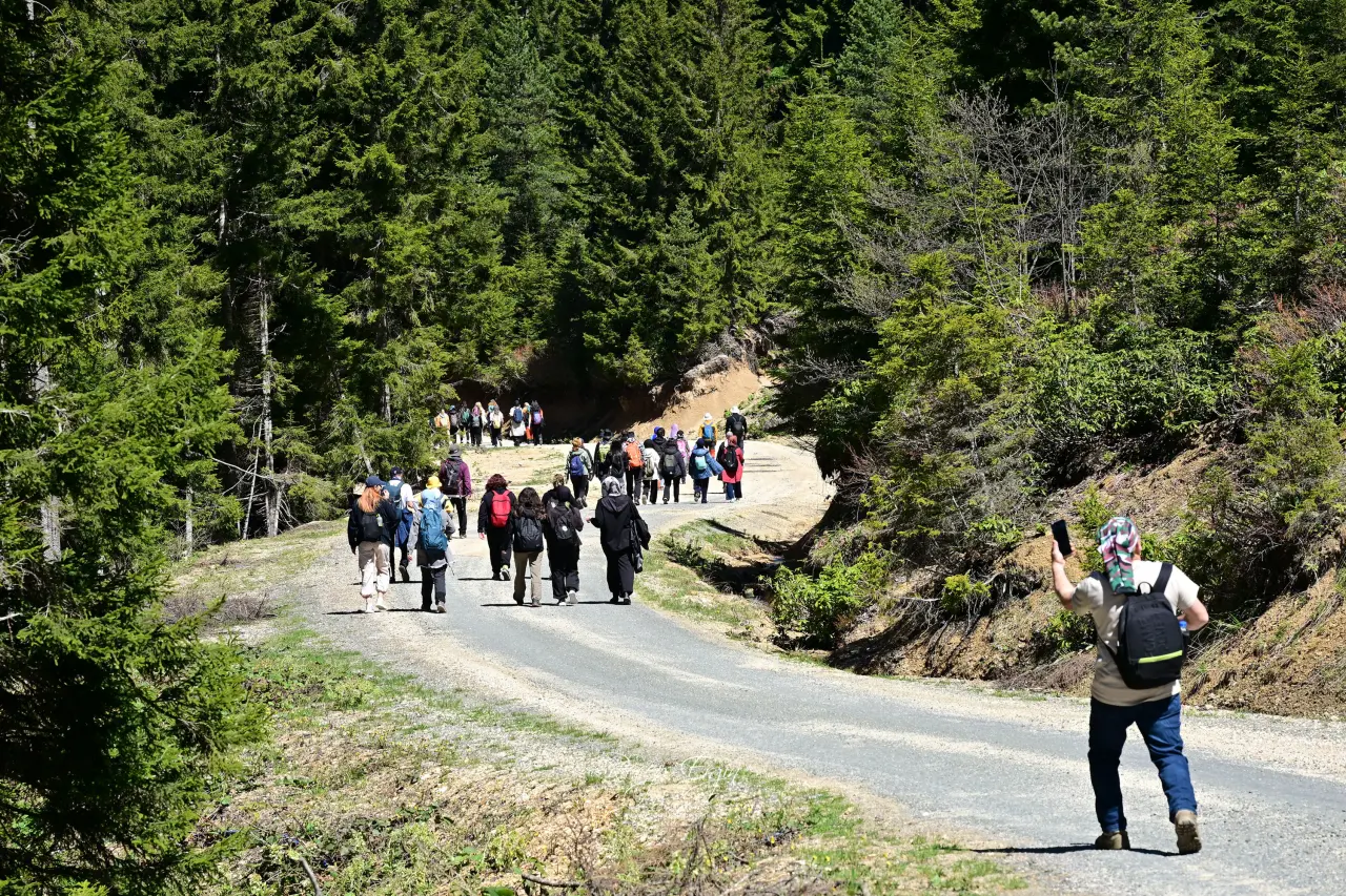 Şehrin Gürültüsünden Kaçan 62 Sporcu Oraya Sığındı! Enerjinin Sırrı İse Şaşırttı 5