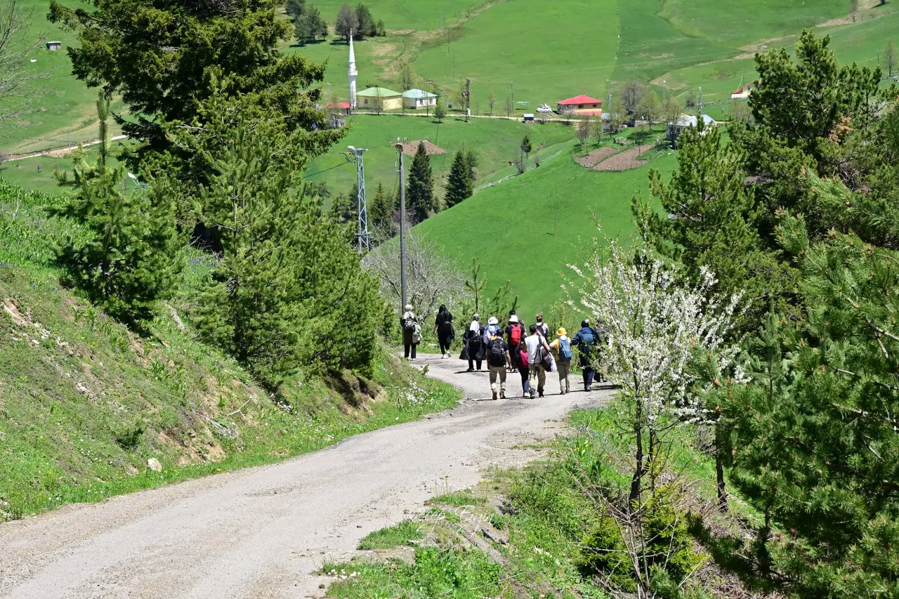 Şehrin Gürültüsünden Kaçan 62 Sporcu Oraya Sığındı! Enerjinin Sırrı İse Şaşırttı 42