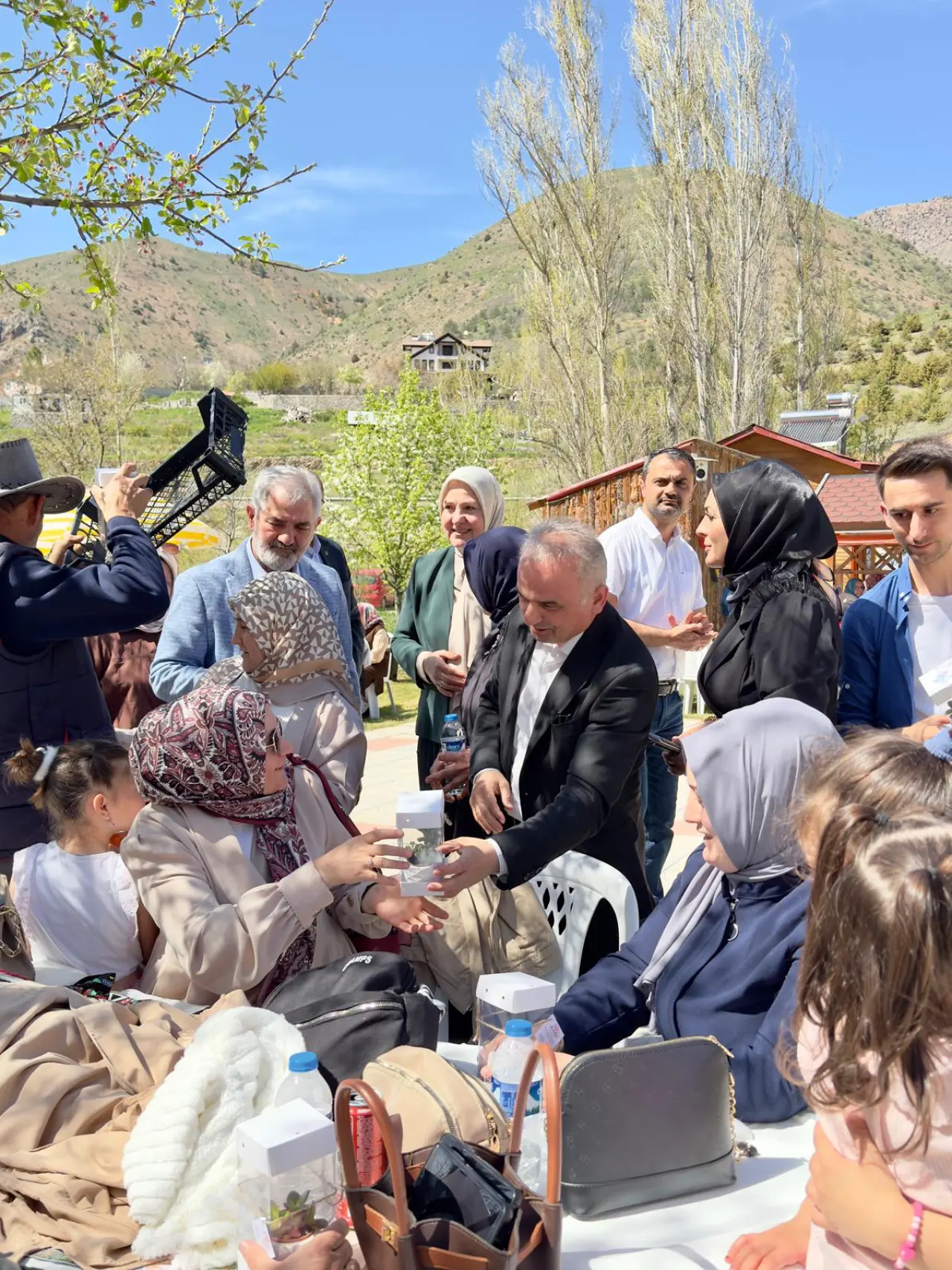 Tekke’de Anneler Günü’nde duygusal anlar: Gönüllere dokunuldu! 1