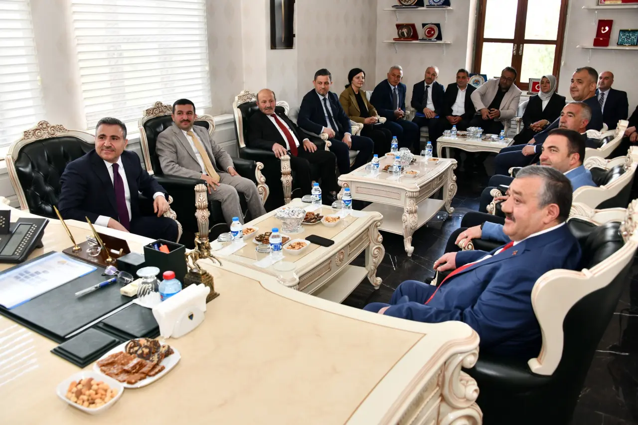 Vali Cevdet Atay Kelkit ilçesinde geniş kapsamlı incelemelerde bulundu 10