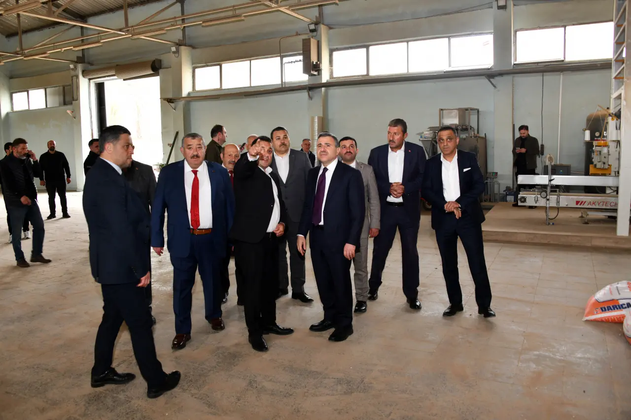 Vali Cevdet Atay Kelkit ilçesinde geniş kapsamlı incelemelerde bulundu 28