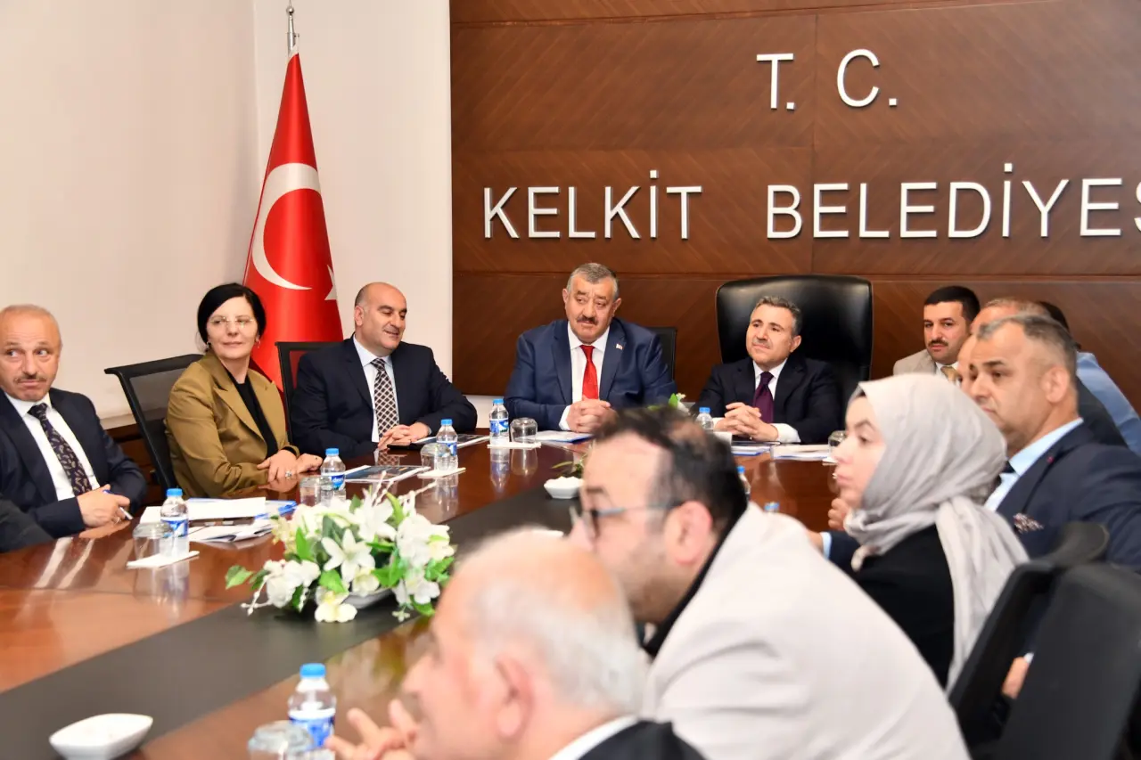 Vali Cevdet Atay Kelkit ilçesinde geniş kapsamlı incelemelerde bulundu 20