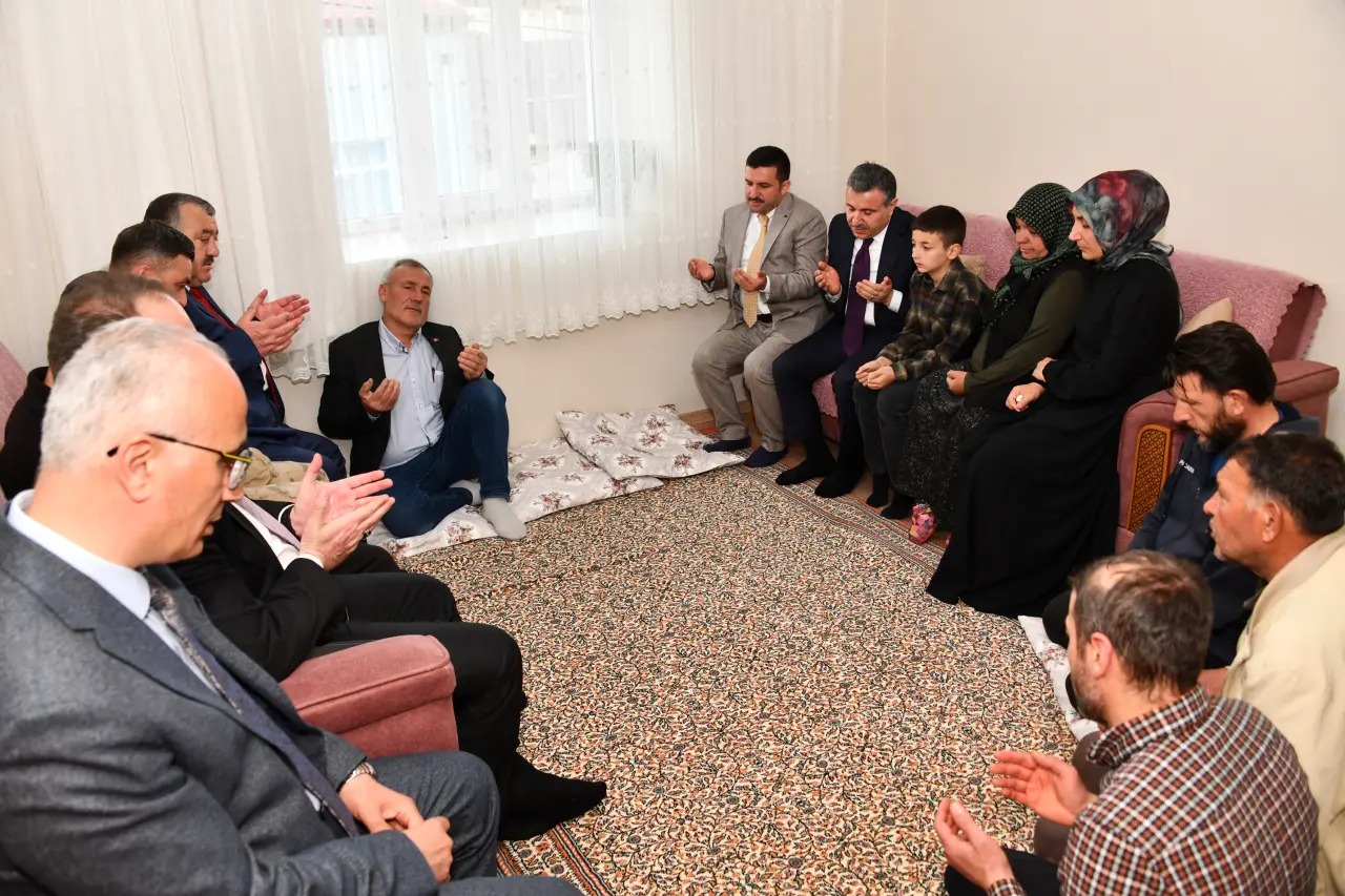 Vali Cevdet Atay Kelkit ilçesinde geniş kapsamlı incelemelerde bulundu 44