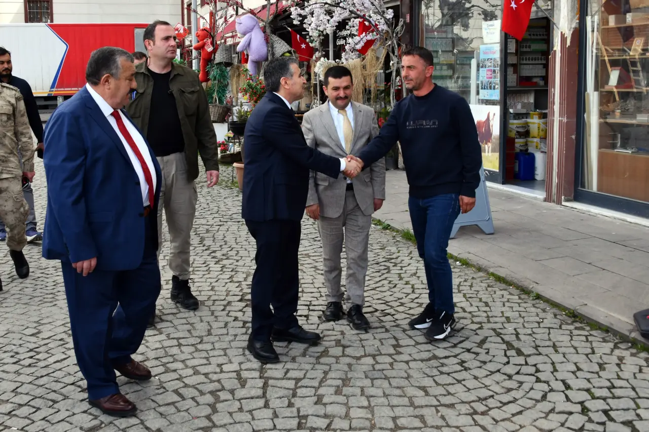 Vali Cevdet Atay Kelkit ilçesinde geniş kapsamlı incelemelerde bulundu 17
