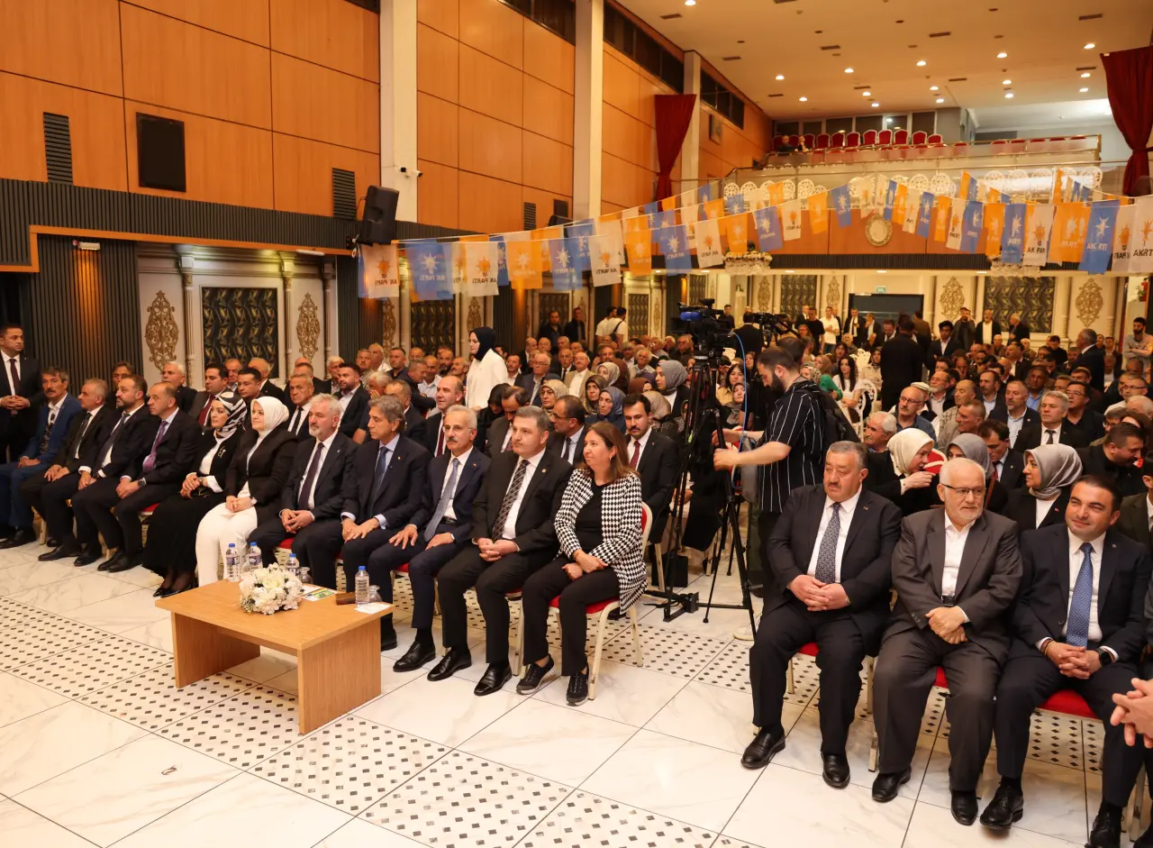 Bakan Uraloğlu Gümüşhane’de Konuştu: "7 Haziran Akşamı Gözümüz Kulağımız Tekke’de Olacak" 9