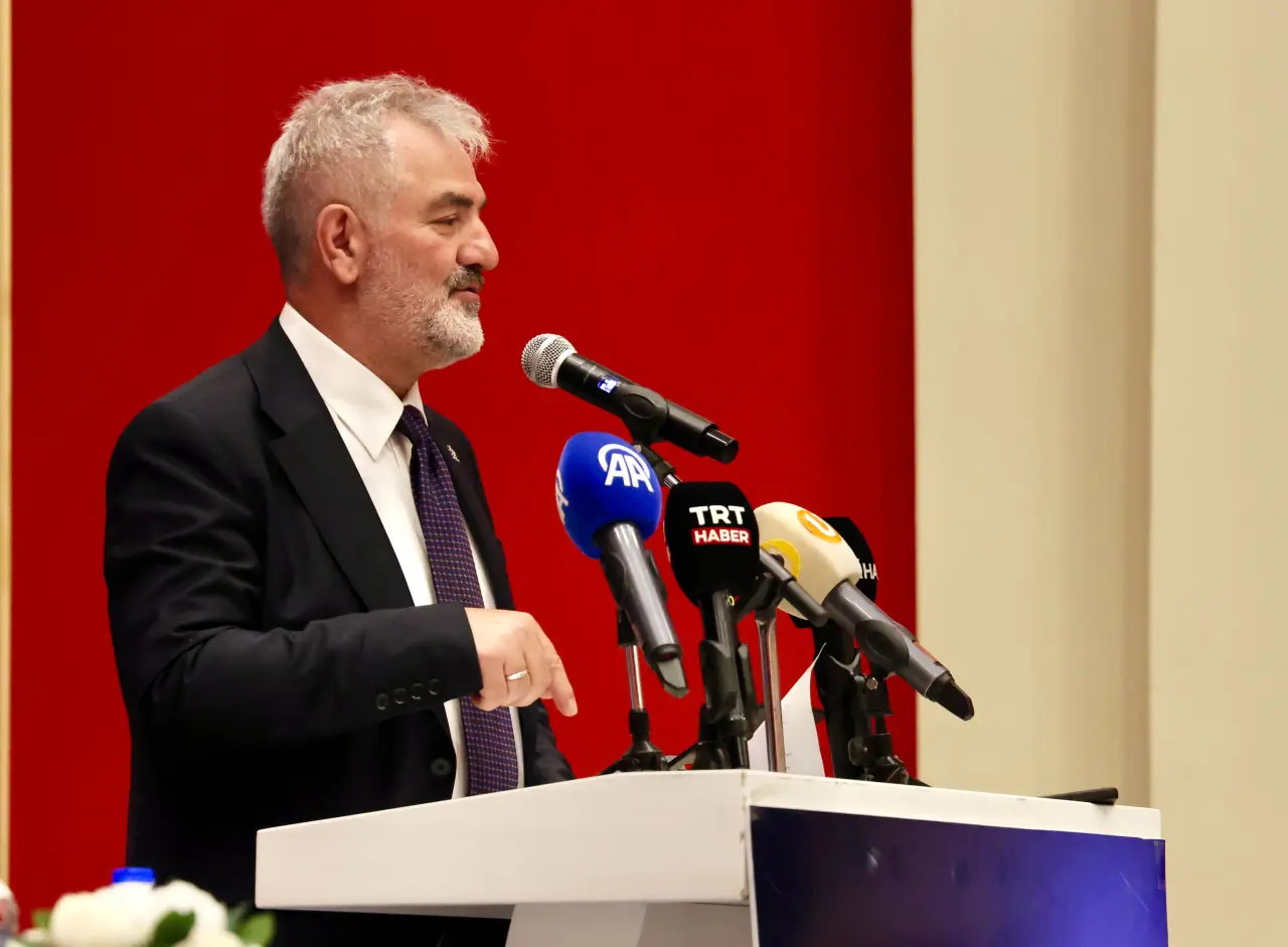 Bakan Uraloğlu Gümüşhane’de Konuştu: "7 Haziran Akşamı Gözümüz Kulağımız Tekke’de Olacak" 2