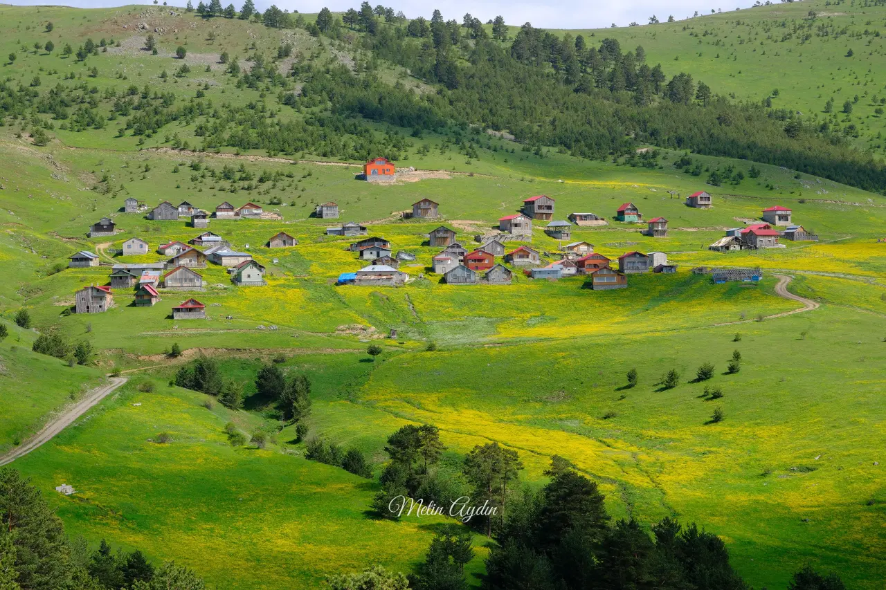 Bin 950 Metrede Görsel Şölen: Görenler Dönüp Bir Daha Bakıyor! 38