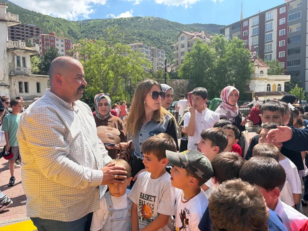 Çocukların Karne Sevinci Ülkü Ocakları'nda Taçlandı 19