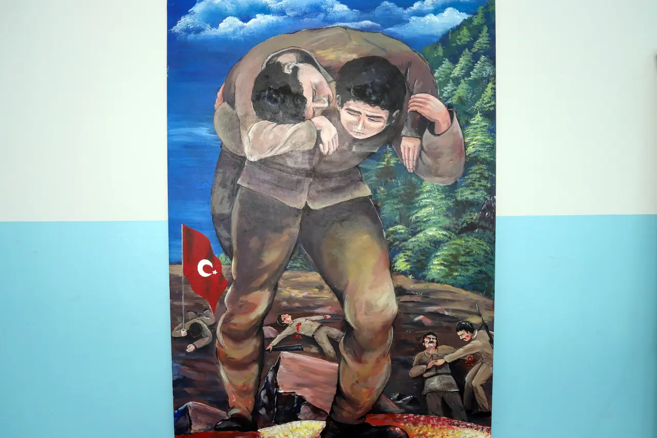Ünlü "Çığlık" tablosunu fermuar ve kumaş atıklarıyla yeniden tasarladı 20