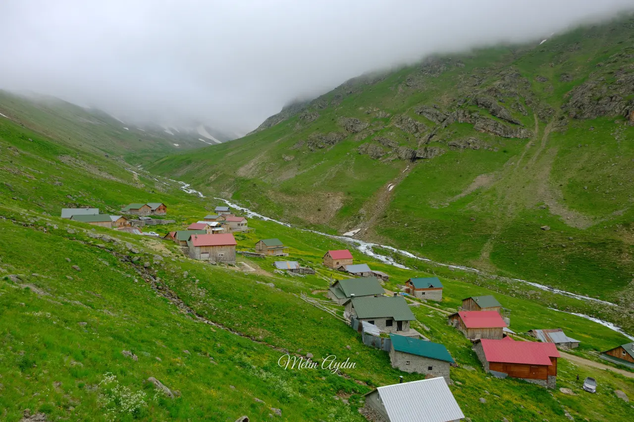Görenler Alpler Sanıyor Ama Burası Gümüşhane! Gümüşhane'deki O Yayla Ziyaretçilerini Büyülüyor 7