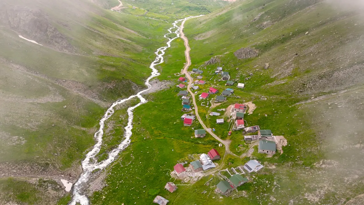 Görenler Alpler Sanıyor Ama Burası Gümüşhane! Gümüşhane'deki O Yayla Ziyaretçilerini Büyülüyor 21