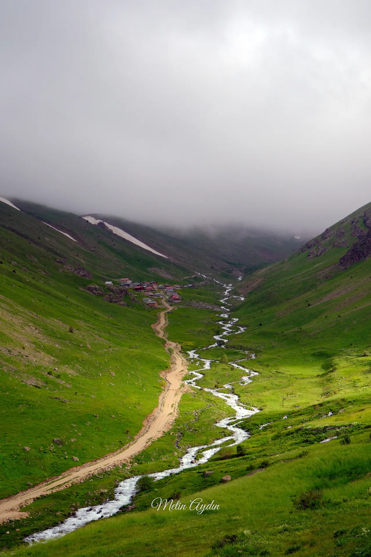 Görenler Alpler Sanıyor Ama Burası Gümüşhane! Gümüşhane'deki O Yayla Ziyaretçilerini Büyülüyor 12