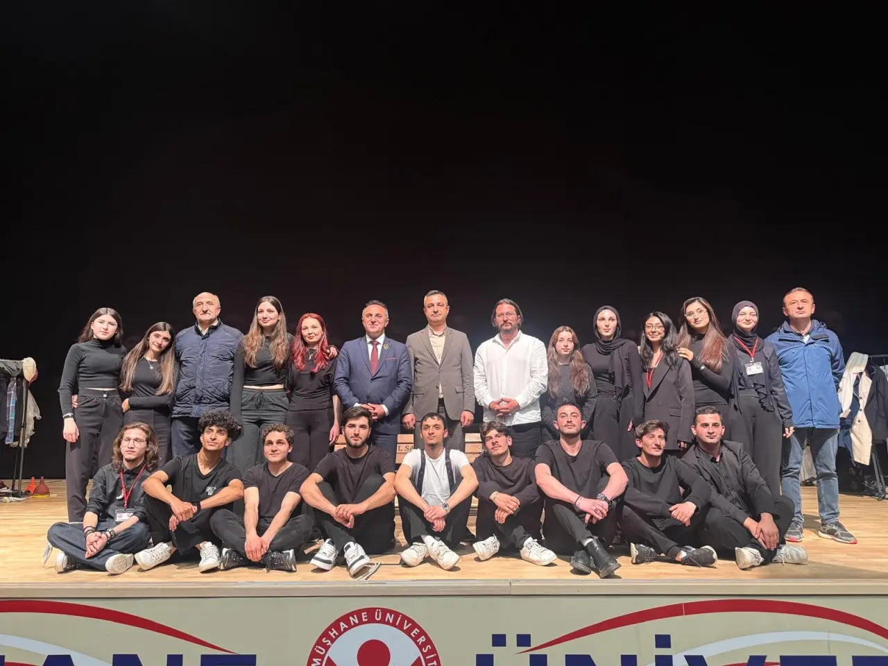 Gümüşhane Üniversitesi Tiyatro Kulübü Sezonu 52 Etkinlikle Tamamladı 1