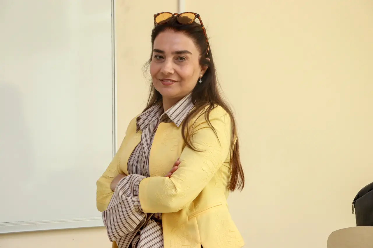 İletişim Fakültesi'nde Azmin Zaferi: Gonca Şimşek Fakülte Birincisi Oldu 6