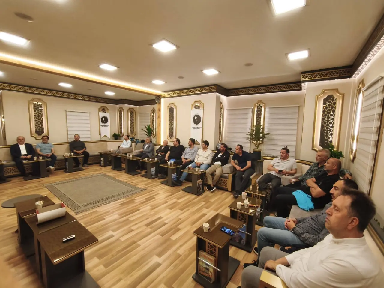 Gümüşhane'de 70. Ocakbaşı Sohbetleri: Milliyetçilik Teorileri Konuşuldu 6
