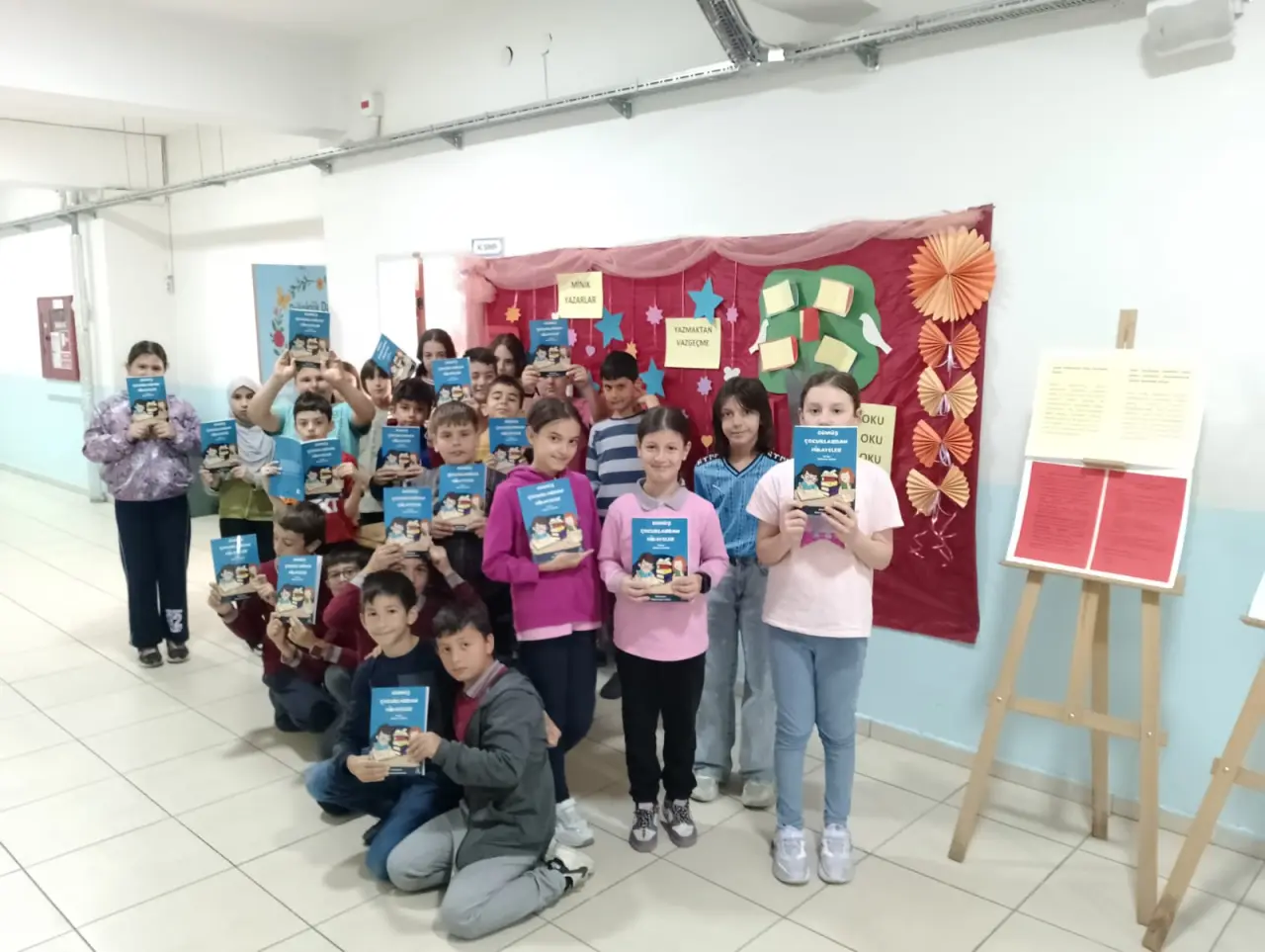 Fevzipaşa İlkokulu 4-C Sınıfı Öğrencilerinden Büyük Başarı: İlk Kitapları Basıldı 13