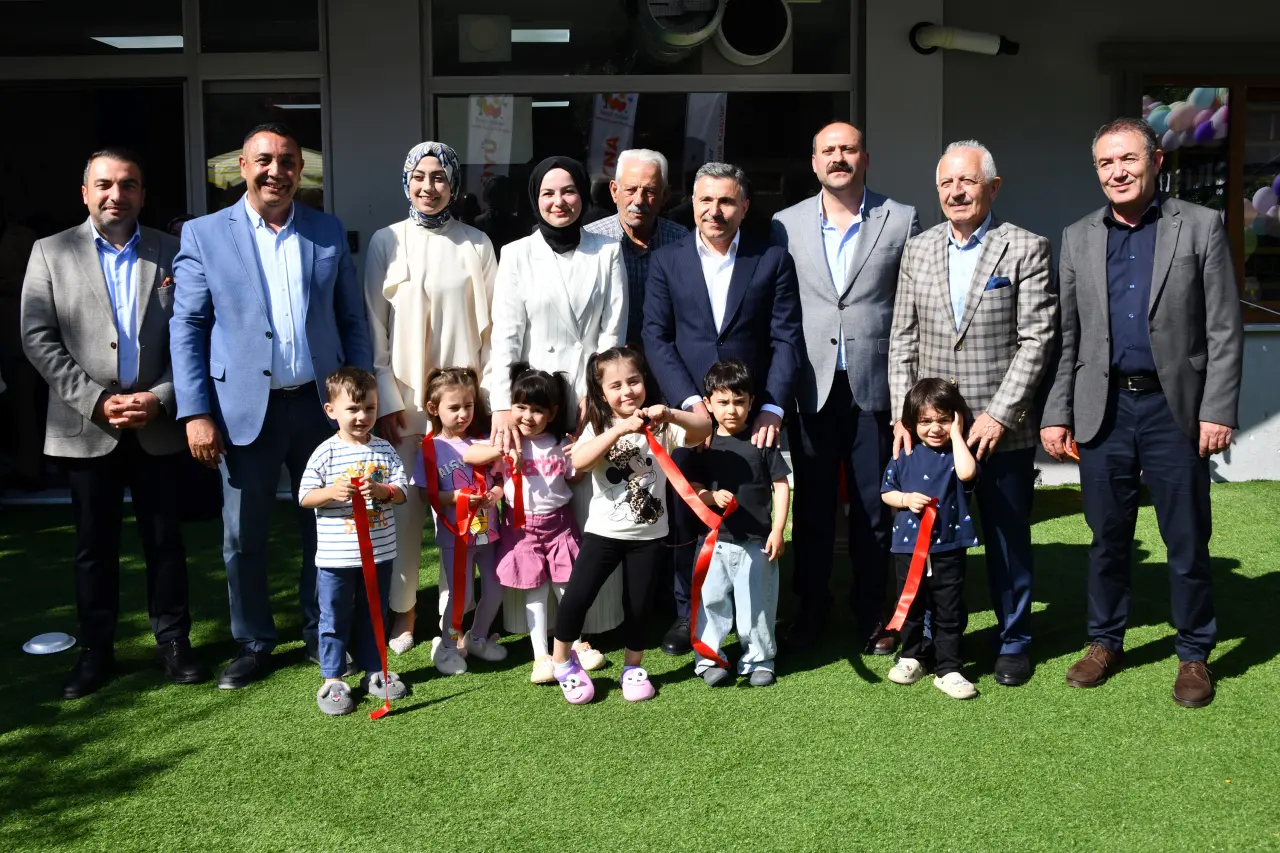 Gümüşhane'de Neşeli Kalpler Kreş ve Gündüz Bakımevi Törenle Açıldı 7