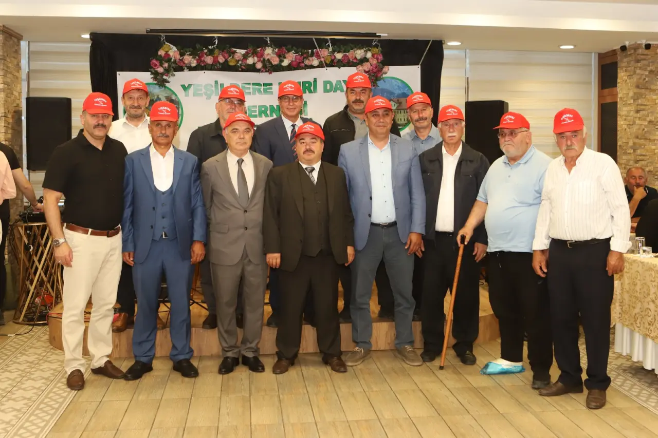 Gümüşhane'de Yeşildere Nuri Dayı Şenliği Kültür ve Dayanışma Gecesi Düzenlendi 2