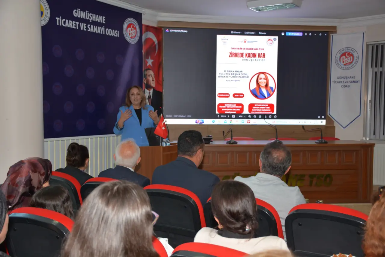Gümüşhane'de "Zirvede Kadın Var" Paneli Geniş Katılımla Gerçekleştirildi 27
