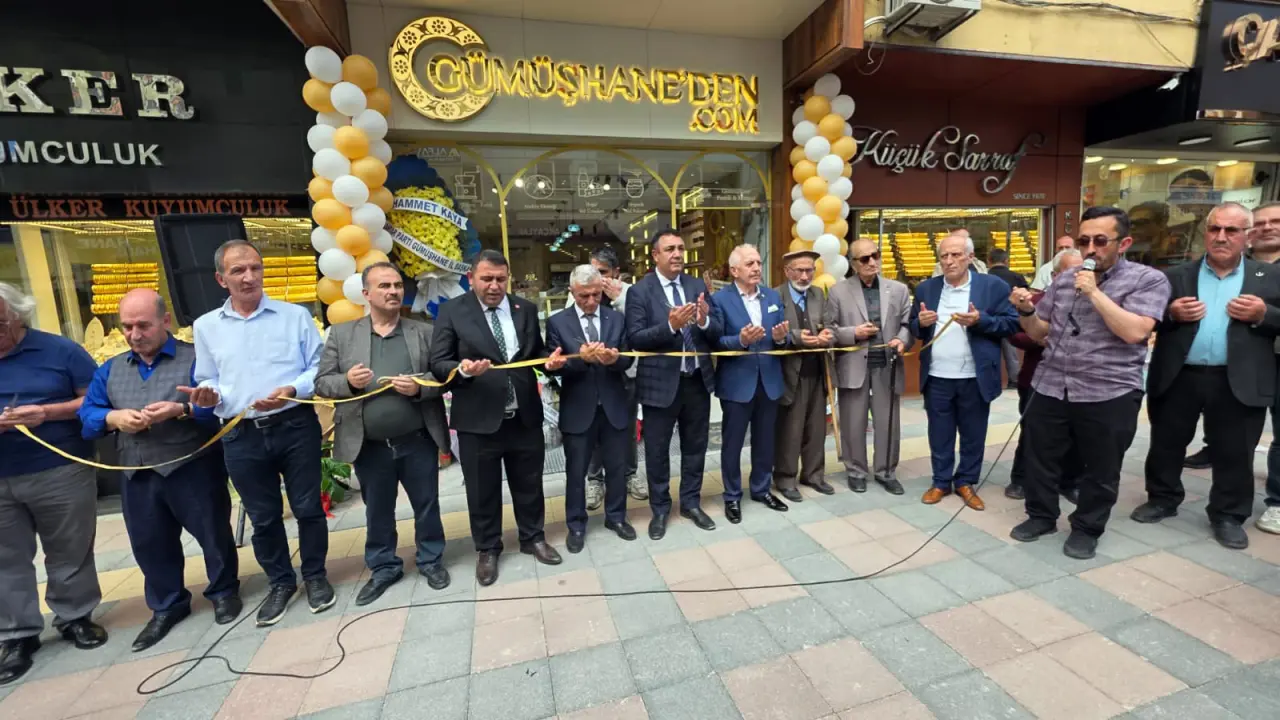 Gümüşhaneden.com mağazası Atatürk Caddesi'nde törenle açıldı 4