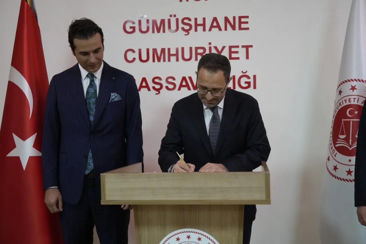 Gümüşhaneli Adalet Bakan Yardımcısı Sedat Ayyıldız Gümüşhane'de Veda Programına Katıldı 11