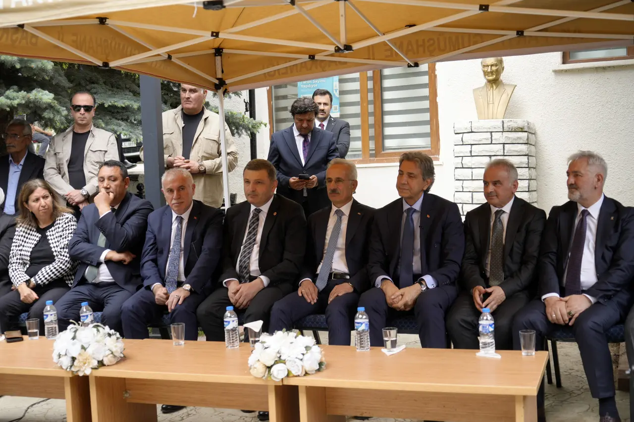Havalimanı Ne Zaman Açılacak? Bakan Uraloğlu Son Durumu Açıkladı 5